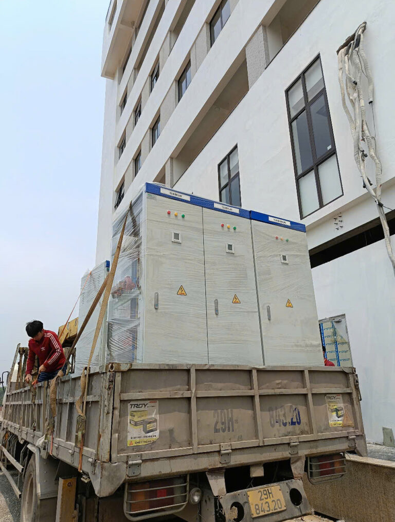 Cung cấp & vận chuyển hệ thống tủ điện tổng MSB cho tổ hợp thương mại