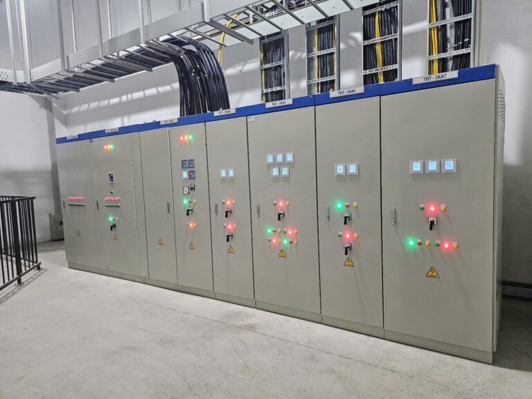 Hệ thống tủ điện tổng MSB 7 khoang điều khiển và phân phối vận hành